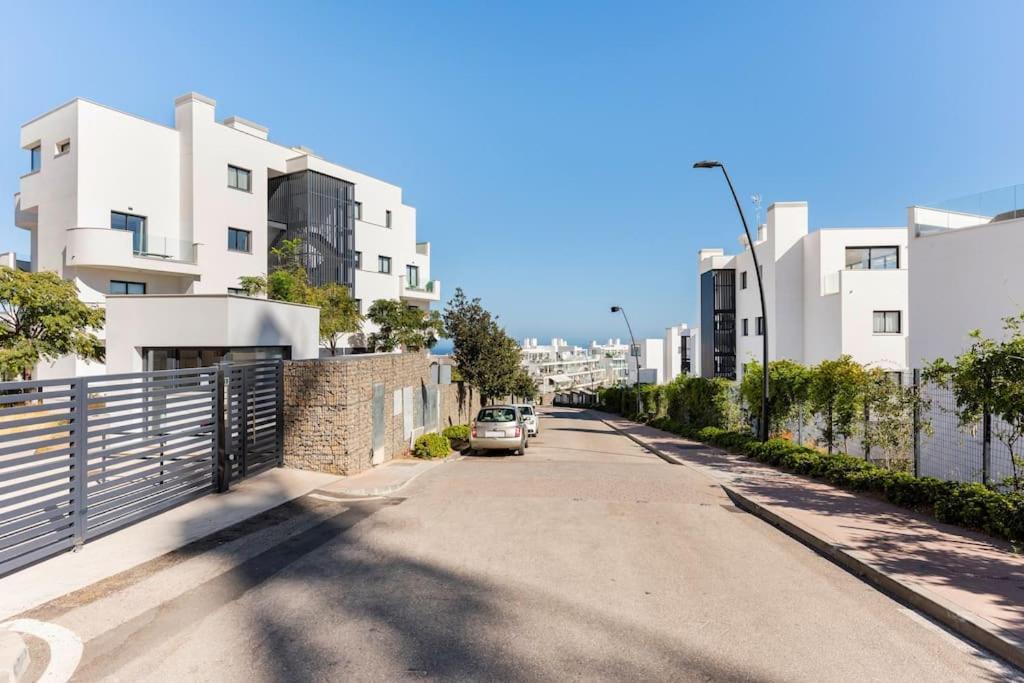 Luxury - Higueron West *