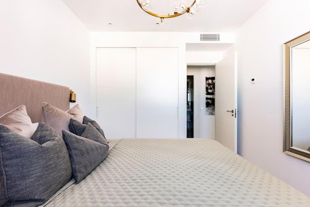 Luxury - Higueron West *