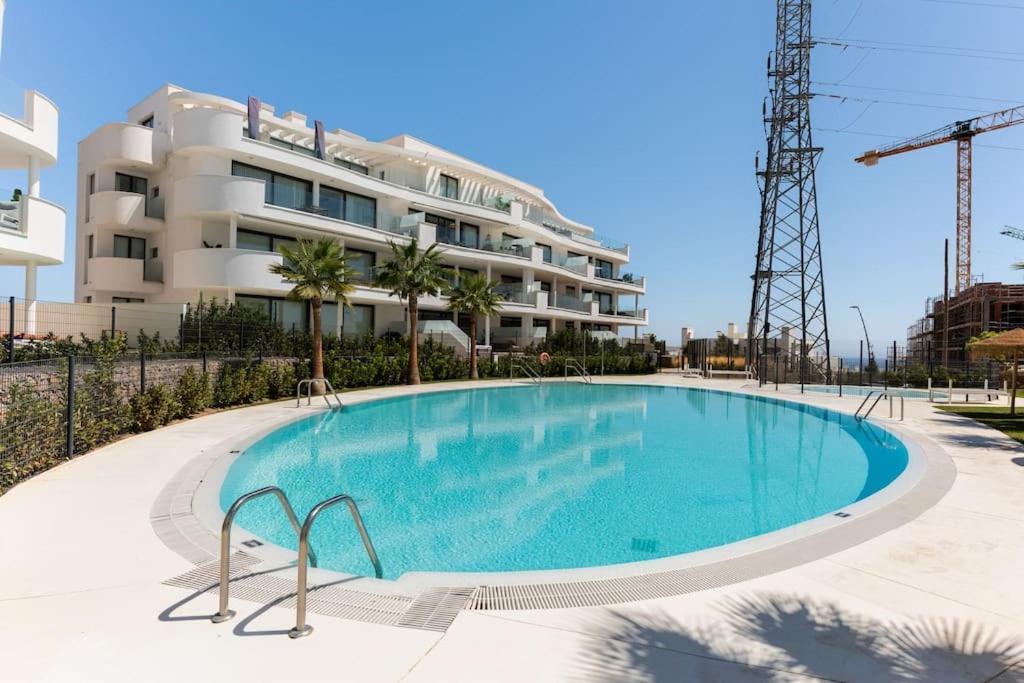 Luxury - Higueron West